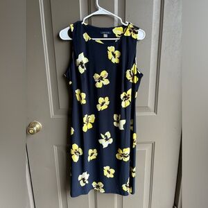 Tommy Hilfiger Floral Dress Size 6